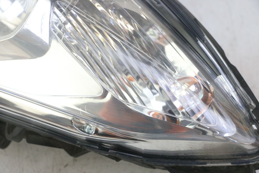 photo de FARO DELANTERO PEUGEOT SATELIS 125 (2013 - 2018)