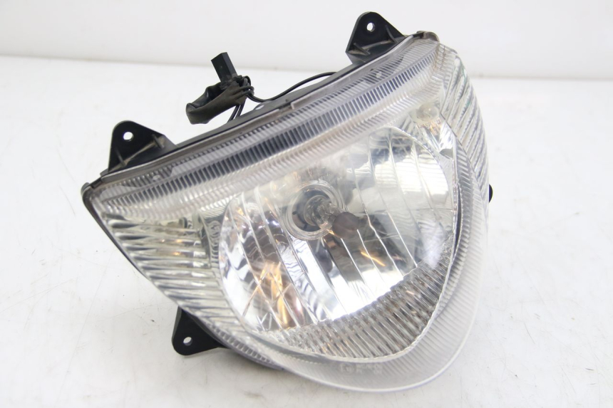 photo de FARO DELANTERO SUZUKI SIXTEEN 125 (2008 - 2010)