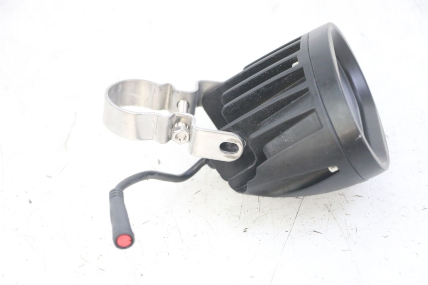 photo de FARO DELANTERO NAMI STELLAR 1