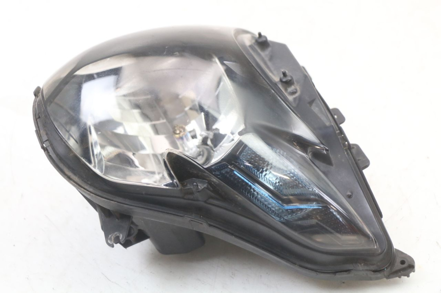photo de FARO DELANTERO SUZUKI GSR 750 (2011 - 2017)