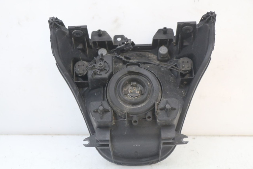 photo de FARO DELANTERO SUZUKI GSR 750 (2011 - 2017)