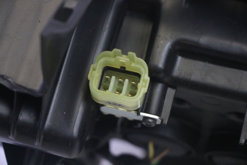 photo de FARO DELANTERO YAMAHA TRICITY 300 (2020 - 2024) - Características distintivas