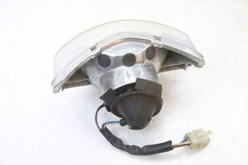 photo de FARO DELANTERO PEUGEOT TWEET PRO CARGO 50 (2018 - 2020) - Otra perspectiva