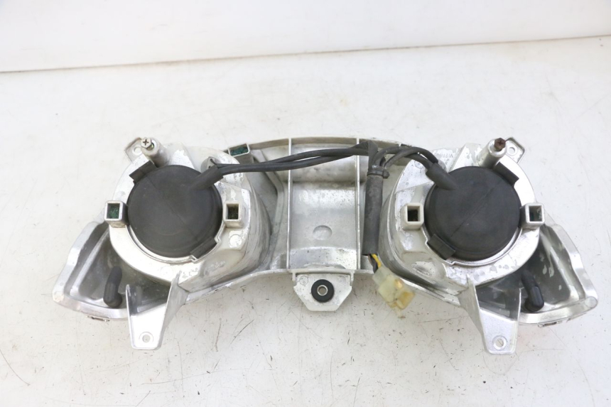 photo de FARO DELANTERO YAMAHA X-MAX XMAX 125 (2010 - 2014)