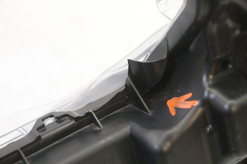 photo de FARO DELANTERO YAMAHA XMAX X-MAX 125 (2021 - 2025)