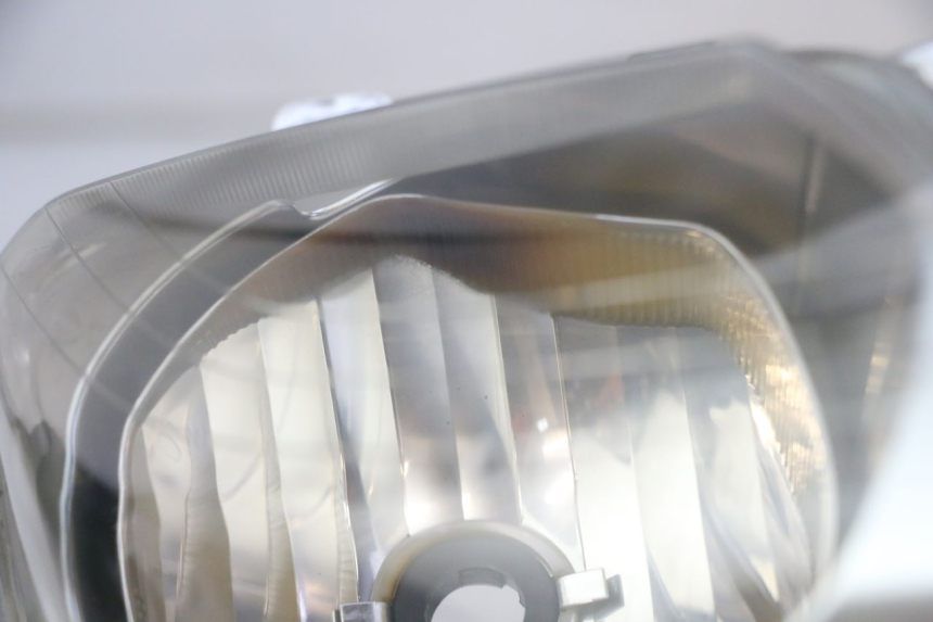 photo de FARO DELANTERO YAMAHA X-MAX XMAX 125 (2010 - 2014)