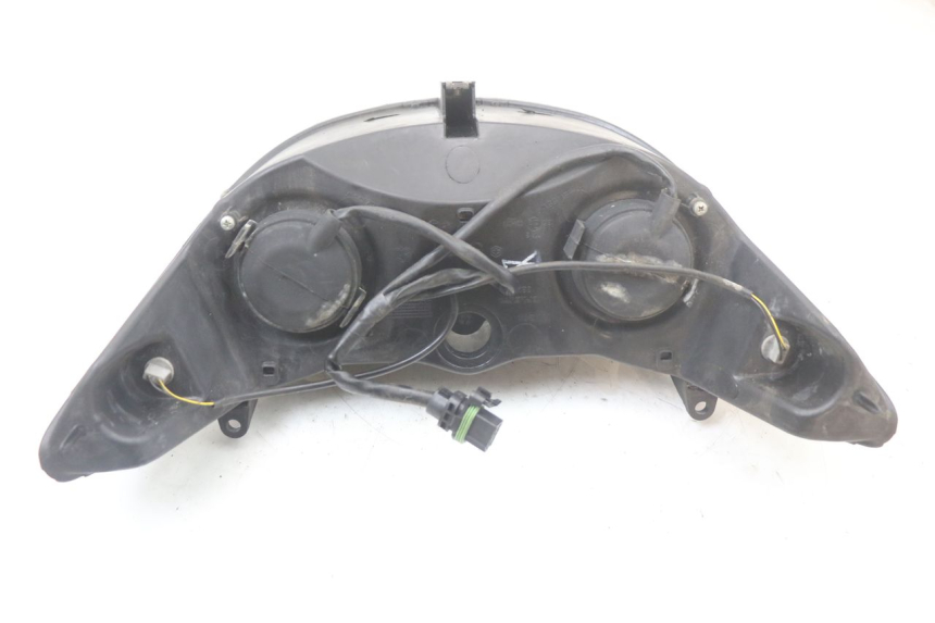 photo de FARO DELANTERO PIAGGIO XEVO - X EVO 125 (2007 - 2016) - Estado de la superficie y material