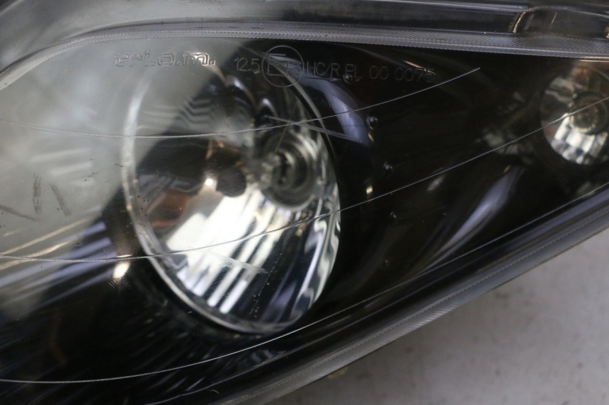 photo de FARO DELANTERO PIAGGIO XEVO - X EVO 125 (2007 - 2016)