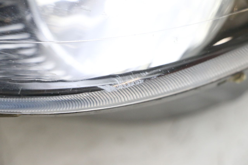 photo de FARO DELANTERO PIAGGIO XEVO - X EVO 125 (2007 - 2017) - Otra vista del artículo