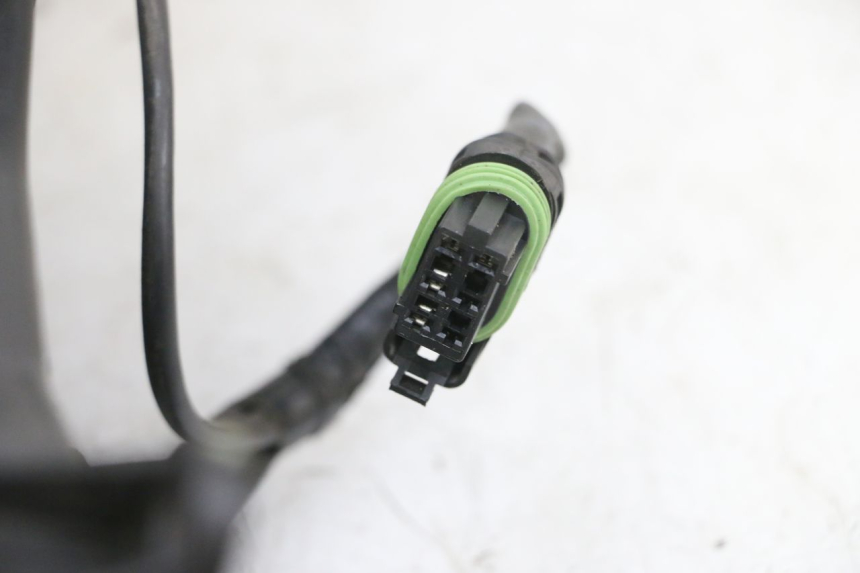 photo de FARO DELANTERO PIAGGIO XEVO - X EVO 125 (2007 - 2017) - Zoom sobre los componentes