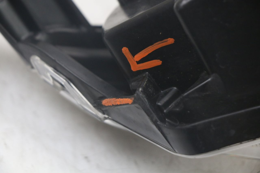photo de FARO DELANTERO YAMAHA AEROX 2T 50 (2013 - 2017)