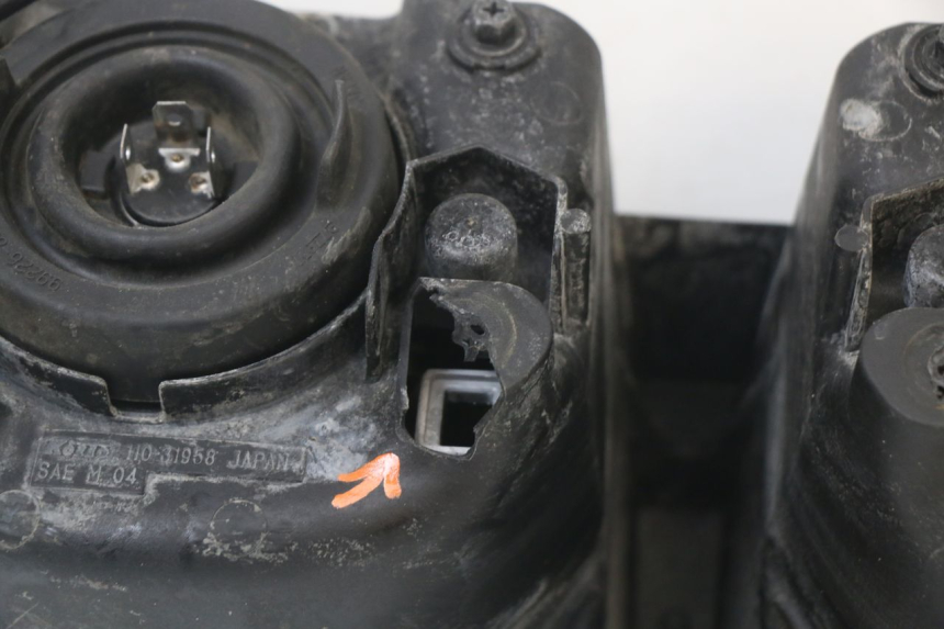photo de FARO DELANTERO YAMAHA FJR ABS 1300 (2006 - 2012)