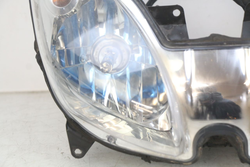 photo de FARO DELANTERO YAMAHA X-MAX XMAX 250 (2006 - 2009)