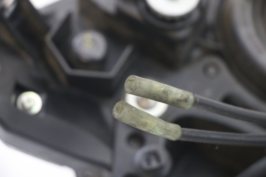 photo de FARO DELANTERO YAMAHA XJ6 ABS 600 (2008 - 2016)