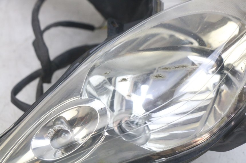 photo de FARO DELANTERO YAMAHA XMAX X-MAX 125 (2006 - 2009)