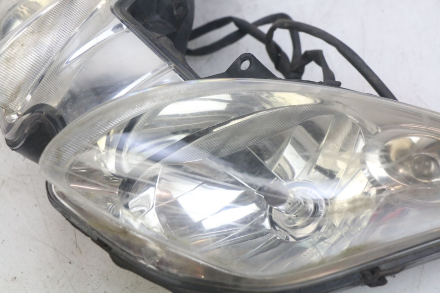 photo de FARO DELANTERO YAMAHA XMAX X-MAX 125 (2006 - 2009)