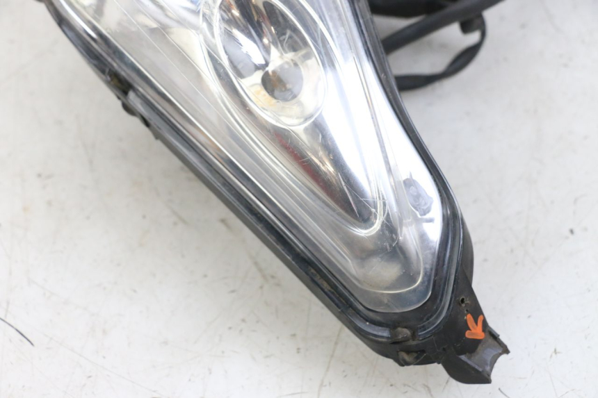 photo de FARO DELANTERO YAMAHA XMAX X-MAX 125 (2006 - 2009)