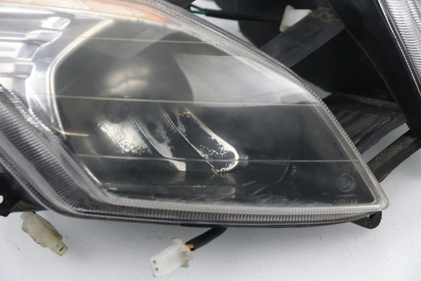 photo de FARO DELANTERO ZNEN NEW ROLANDO 50 (2010 - 2020)