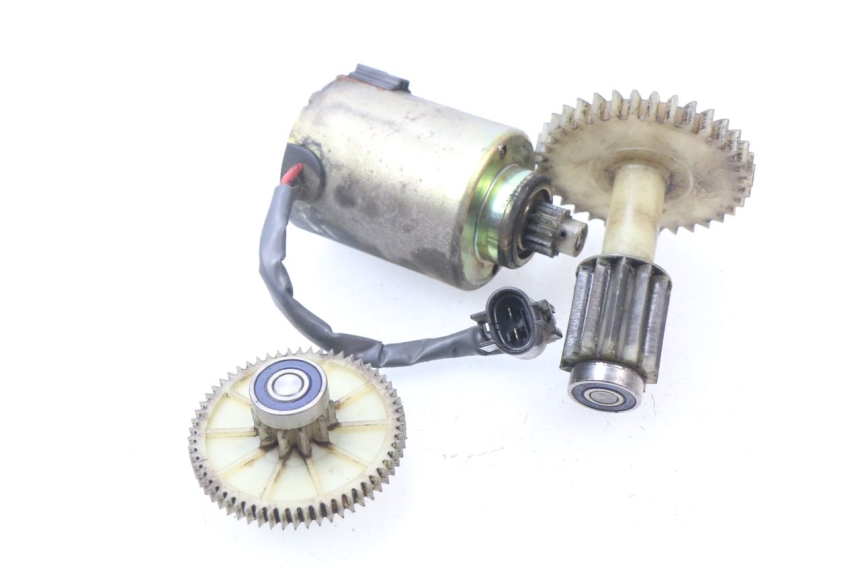 photo de PIñóN SUZUKI BURGMAN 650 (2002 - 2004)