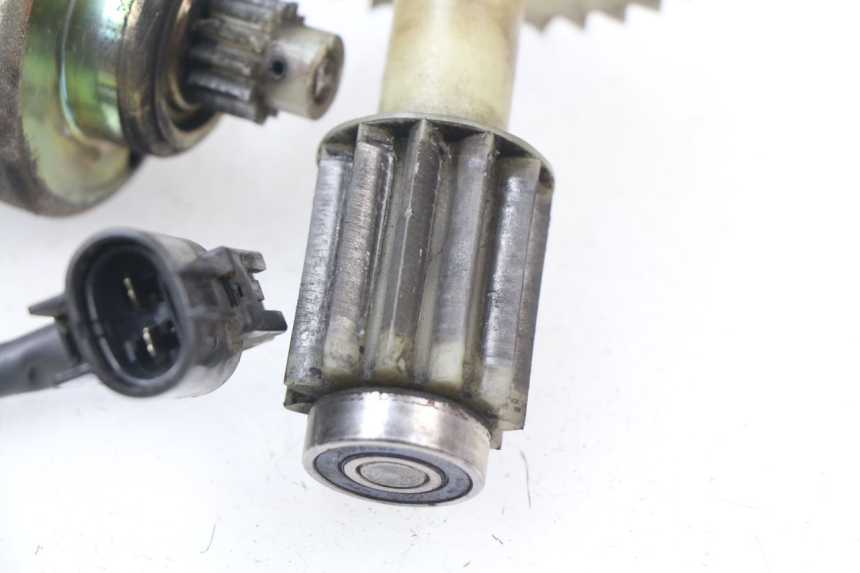 photo de PIñóN SUZUKI BURGMAN 650 (2002 - 2004)