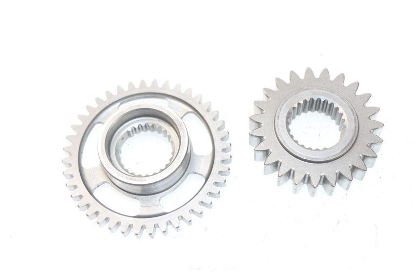 photo de PINON HONDA CRF CR-F 450 (2001 - 2005)