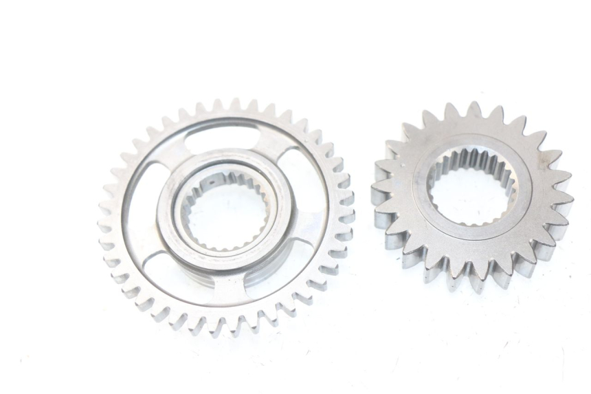 photo de PINON HONDA CRF CR-F 450 (2001 - 2005)