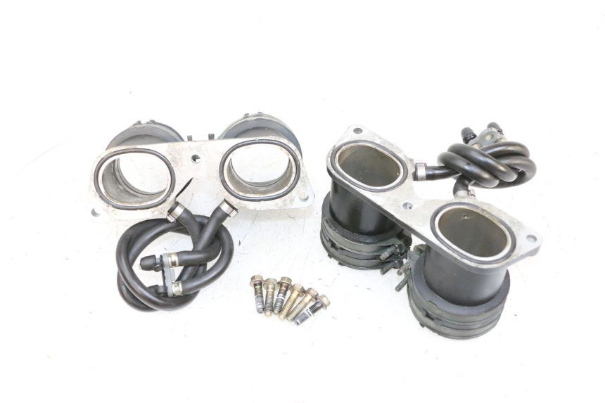 photo de TOBERAS MV AGUSTA BRUTALE R WALLY 910 (2008 - 2008) - Otra perspectiva