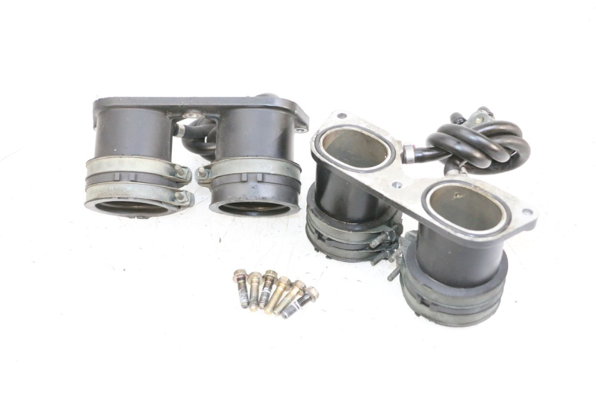 photo de TOBERAS MV AGUSTA BRUTALE R WALLY 910 (2008 - 2008) - Primer plano técnico