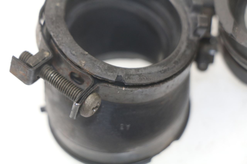 photo de TUBO DE ADMISIÓN HONDA CBF 500 (2004 - 2007)