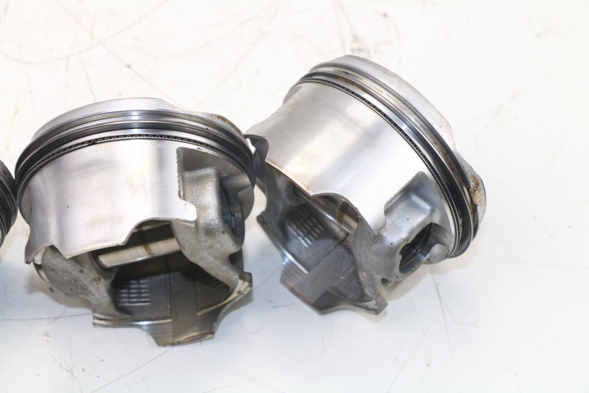 photo de PISTON HONDA CBF N 600 (2004 - 2007)