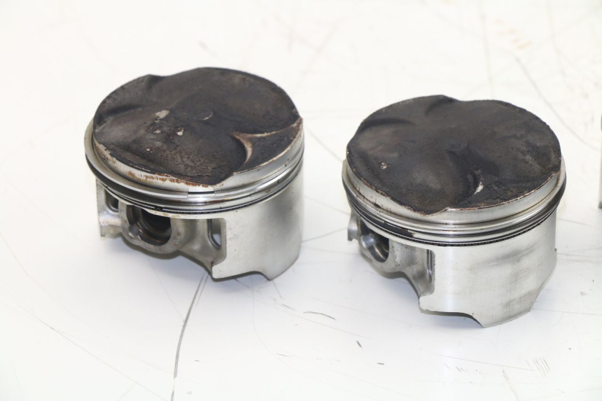 photo de PISTON HONDA CBF N 600 (2004 - 2007)