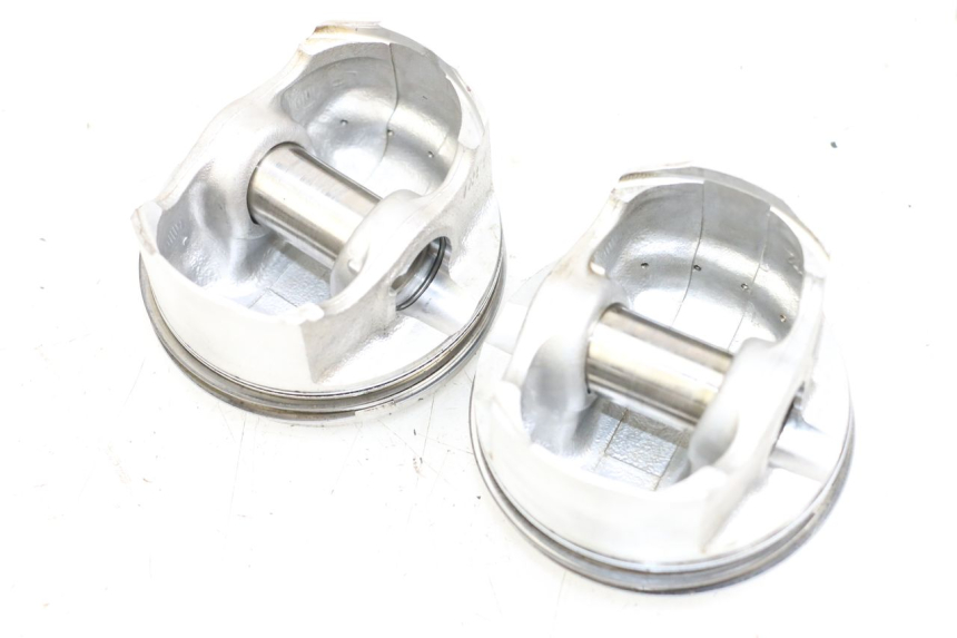 photo de PISTON KAWASAKI NINJA 400 (2018 - 2023) - Primer plano técnico