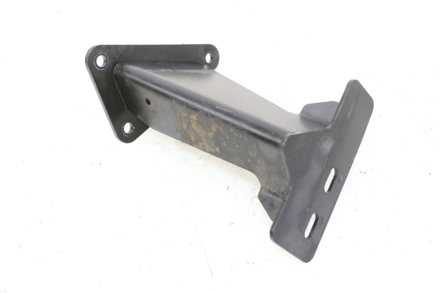 photo de SOPORTE ESTRIBERA TRASERA DERECHA QUADRO 4 4D 350 (2015 - 2018)