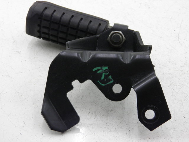 photo de SOPORTE ESTRIBERA TRASERA DERECHA APRILIA SCARABEO 100 (2003 - 2012) - Detalle de la pieza