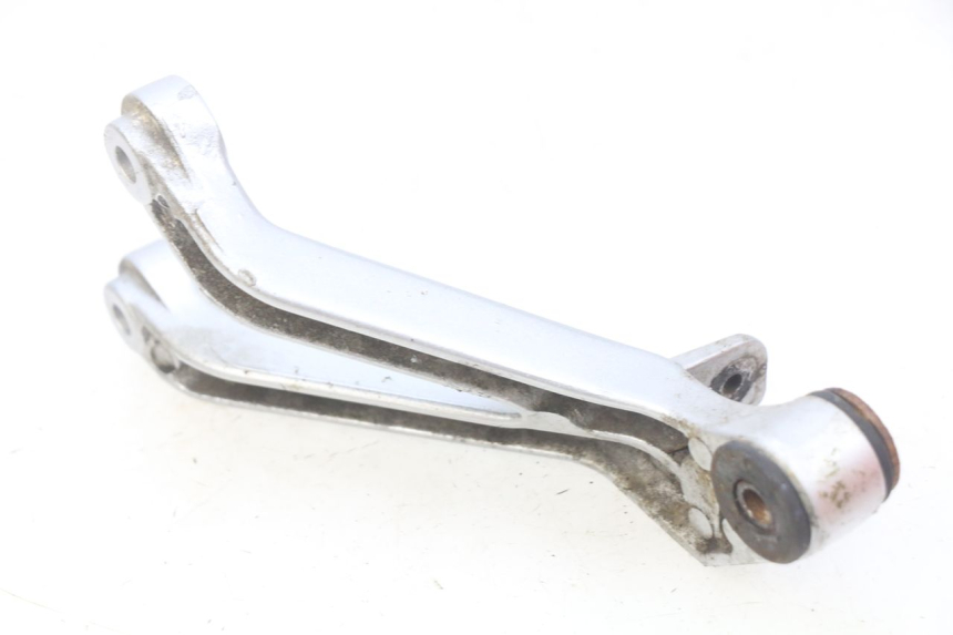 photo de SOPORTE ESTRIBERA TRASERA DERECHA HONDA CBR RR FIREBLADE 900 (1992 - 1994)