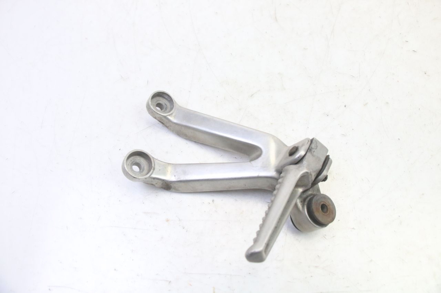 photo de SOPORTE ESTRIBERA TRASERA DERECHA HONDA CBR RR FIREBLADE 900 (1992 - 1994)