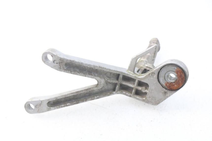 photo de SOPORTE ESTRIBERA TRASERA DERECHA HYOSUNG COMET GTR 125 (2007 - 2014)