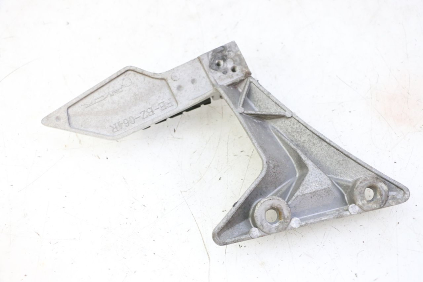 photo de SOPORTE ESTRIBERA TRASERA DERECHA STAHO FH 50 (2018 - 2019)