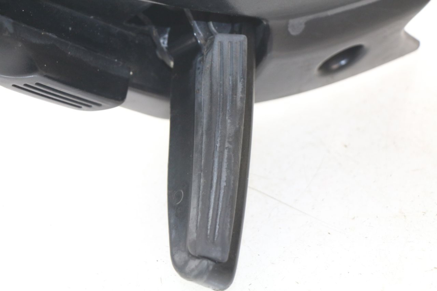 photo de PLATINA APOYA PIE TRASERO DERECHO GILERA NEXUS 125 (2009 - 2013)