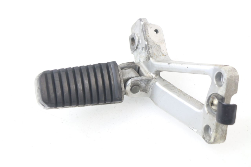 photo de SOPORTE ESTRIBERA TRASERA DERECHA KAWASAKI GTR 1000 (1994 - 2004)