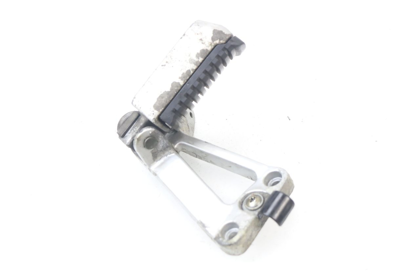 photo de SOPORTE ESTRIBERA TRASERA DERECHA KAWASAKI GTR 1000 (1994 - 2004)