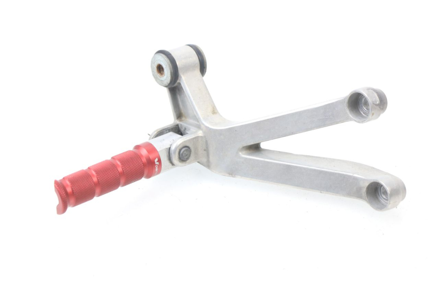 photo de SOPORTE ESTRIBERA TRASERA DERECHA HONDA CBR 929 RR FIREBLADE 900 (2000 - 2001)