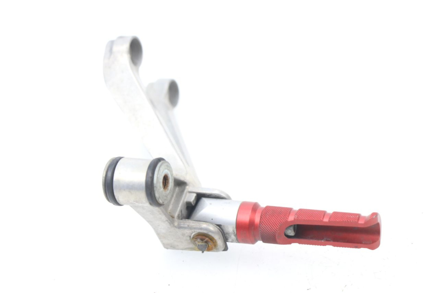photo de SOPORTE ESTRIBERA TRASERA DERECHA HONDA CBR 929 RR FIREBLADE 900 (2000 - 2001)