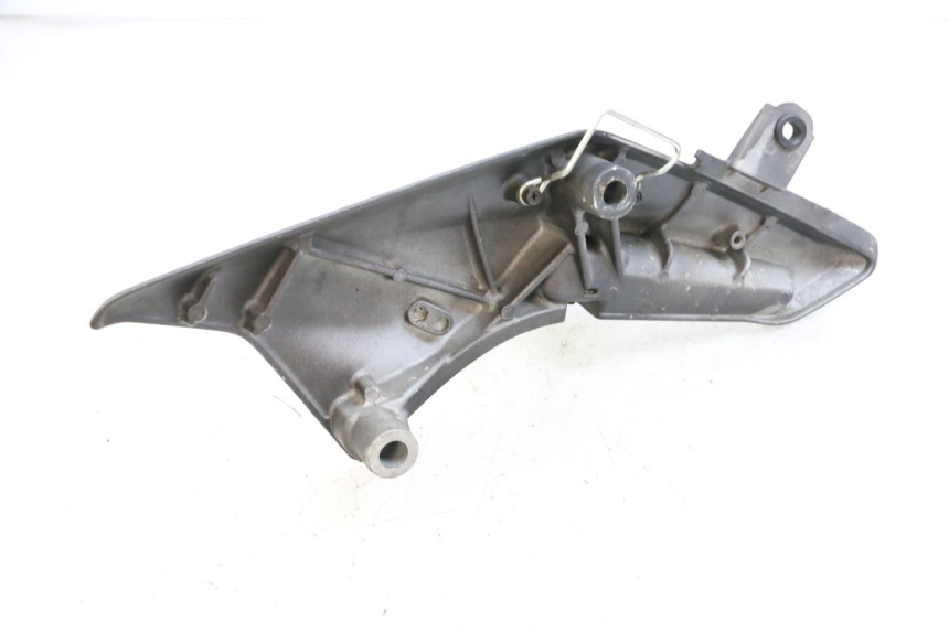 photo de SOPORTE ESTRIBERA TRASERA DERECHA HONDA FJS SILVER WING SILVERWING 400 (2005 - 2008)