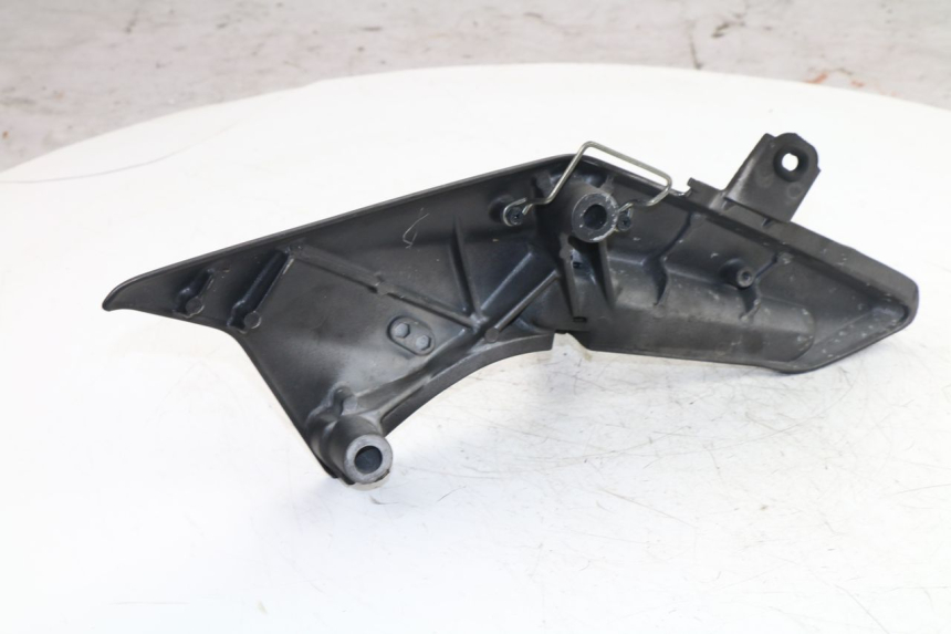 photo de SOPORTE ESTRIBERA TRASERA DERECHA HONDA FJS SILVER WING SILVERWING 400 (2005 - 2008)