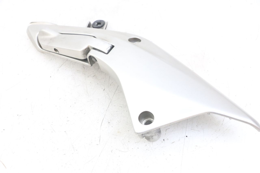 photo de SOPORTE ESTRIBERA TRASERA DERECHA HONDA FJS SILVERWING SILVER WING 600 (2001 - 2010)