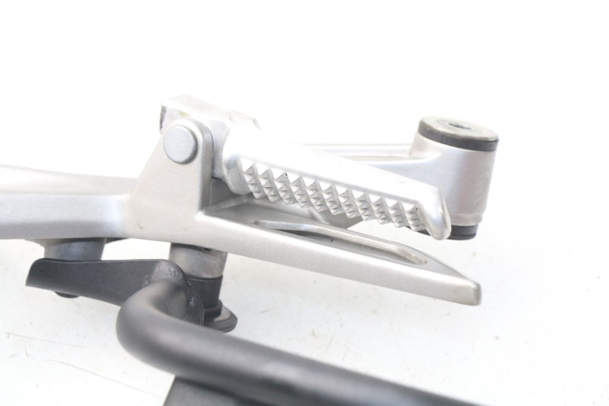 photo de SOPORTE ESTRIBERA TRASERA DERECHA HONDA INTEGRA NC D 750 (2016 - 2018)