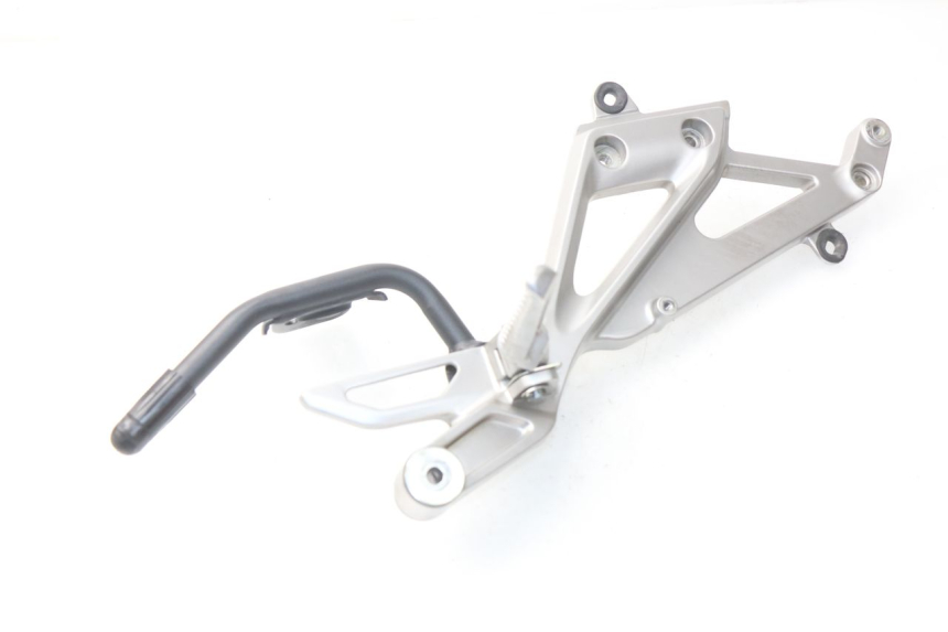 photo de SOPORTE ESTRIBERA TRASERA DERECHA HONDA INTEGRA NC D 750 (2016 - 2018)