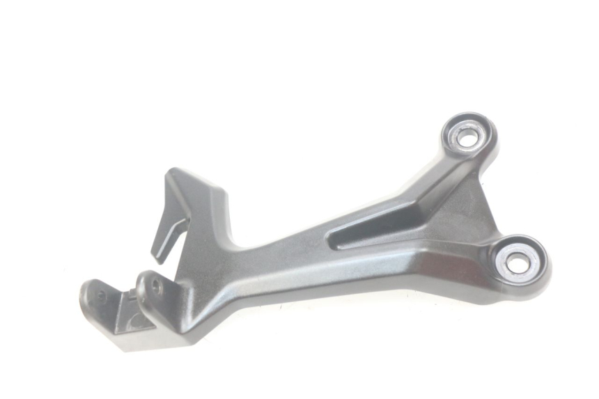 photo de PLATINA APOYA PIE TRASERO DERECHO KAWASAKI Z 650 (2016 - 2019)