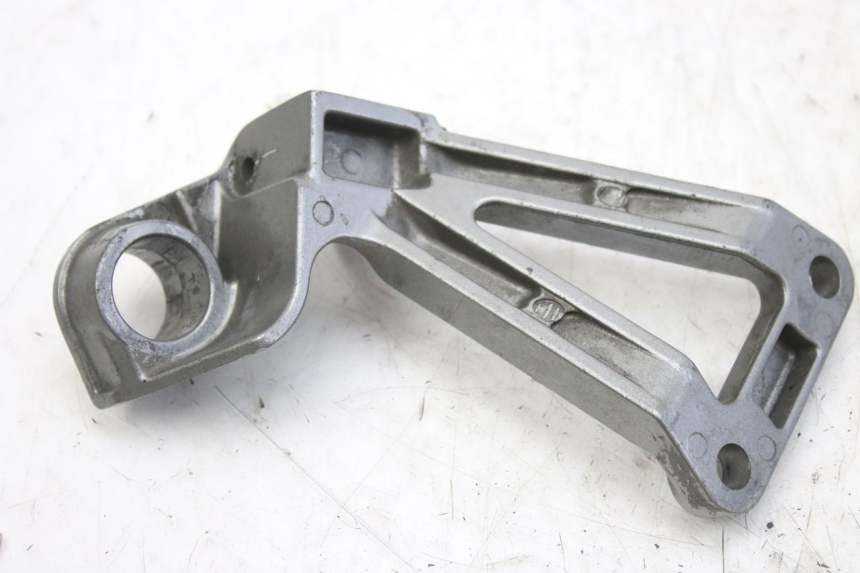 photo de PLACA DE APOYO DEL PIE TRASERO DERECHO KAWASAKI ZX-6R ZX6R 600 (1995 - 1997)